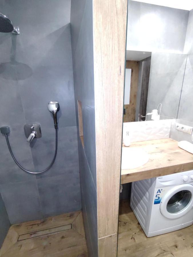 Nad Jeziorem Sport I Rekreacja Apartment